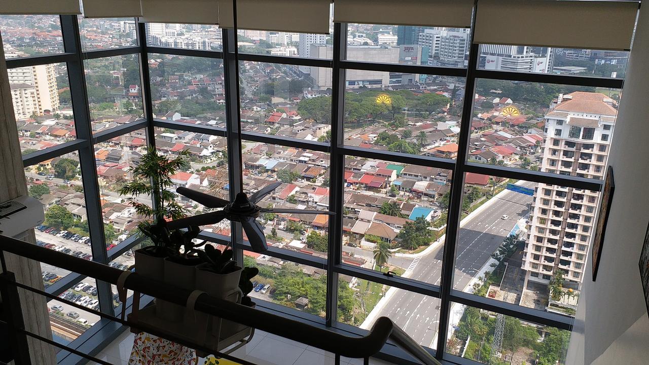 The Garden Apartment At Kuala Lumpur Петалинг-Джая Экстерьер фото