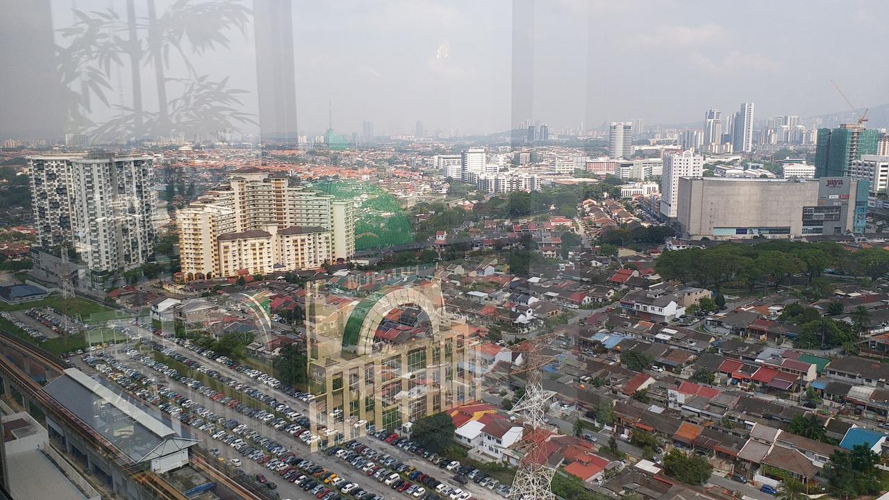 The Garden Apartment At Kuala Lumpur Петалинг-Джая Экстерьер фото